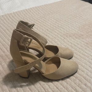 Dream Pairs Tan Ankle Strap Heels